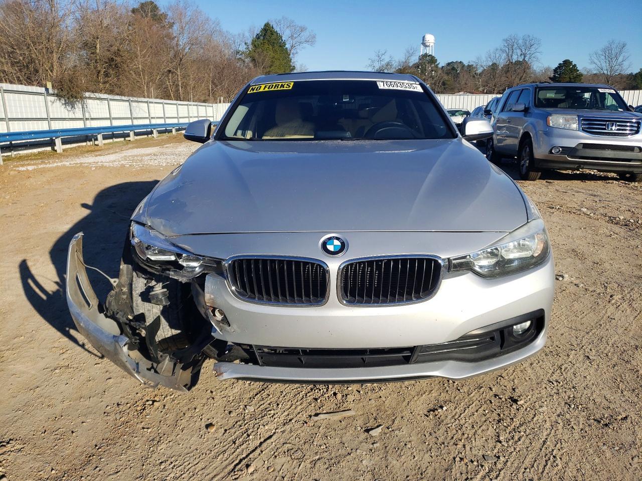 2016 BMW 320 I - Фото 5