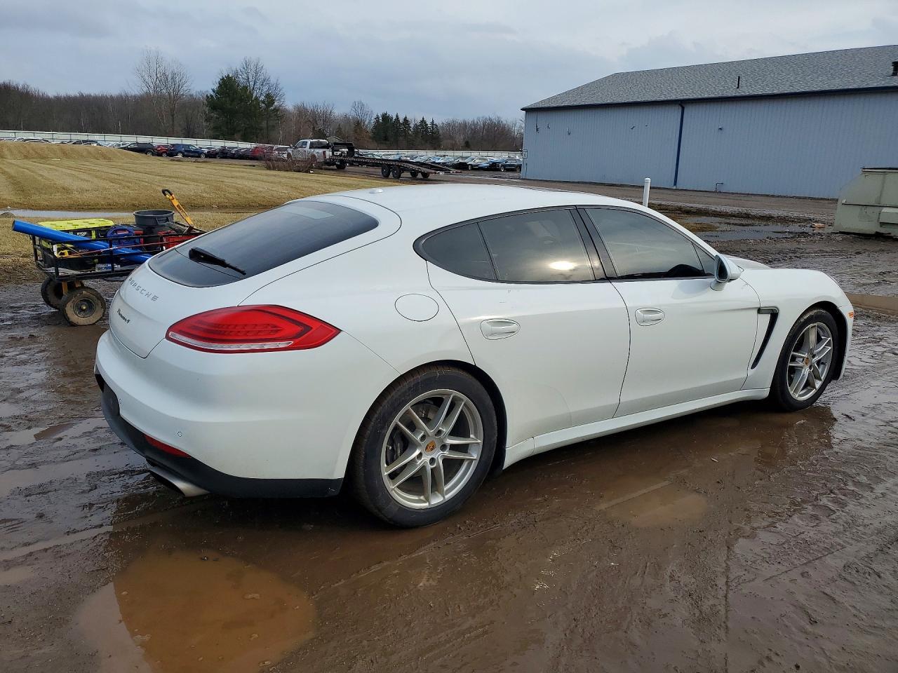 2015 Porsche Panamera 2 - Фото 3