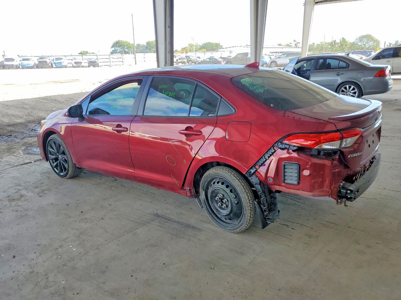2024 Toyota Corolla Se - Фото 2