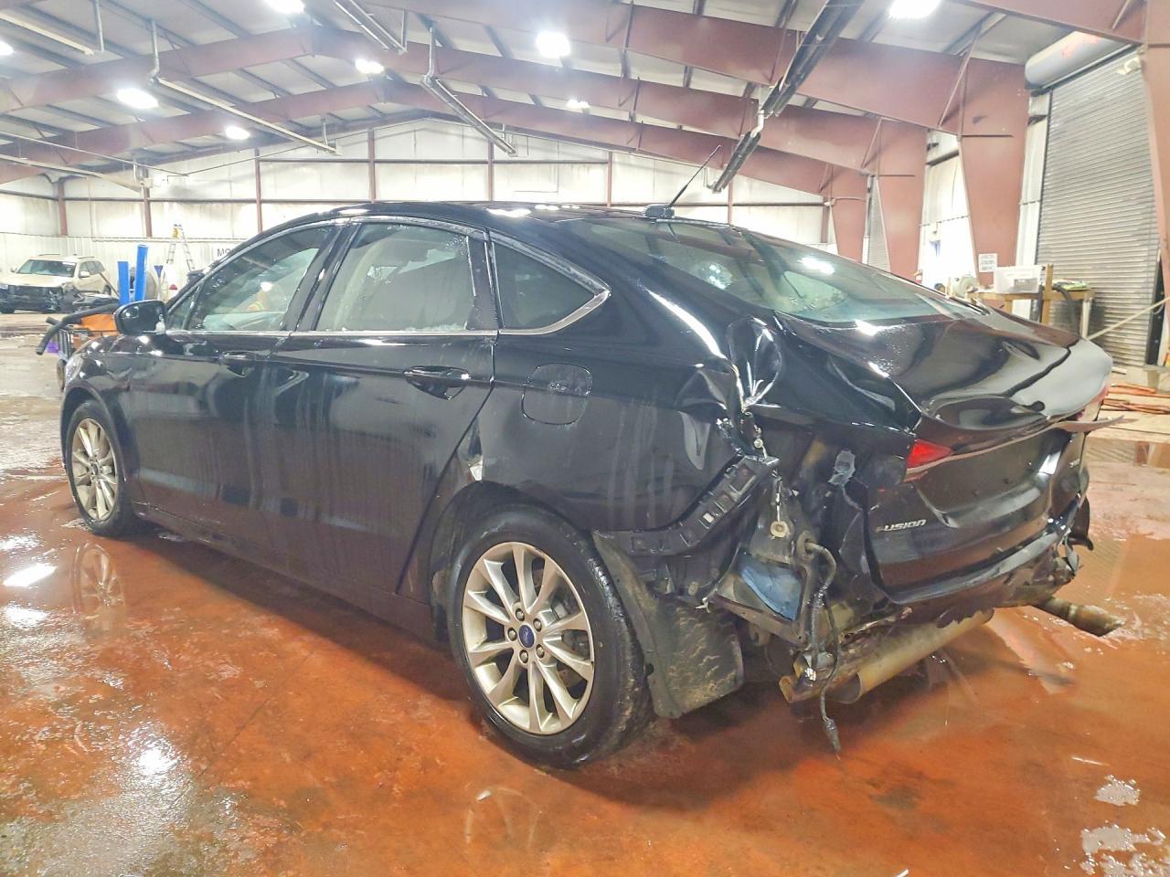 2017 Ford Fusion Se - Фото 2