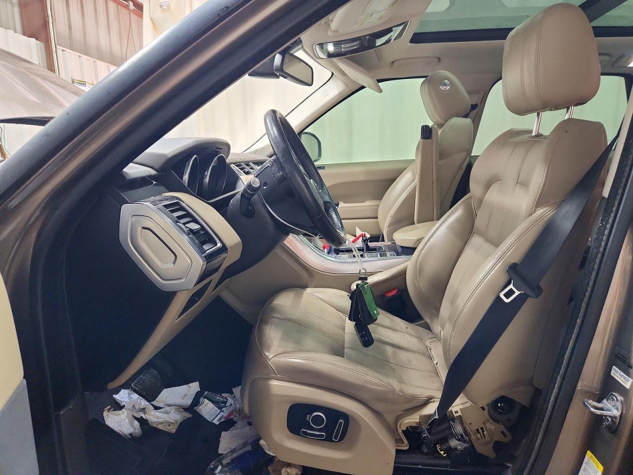 2016 Lr Range Rover S- Cln Title- Repo- Ck Eng On - Image 7