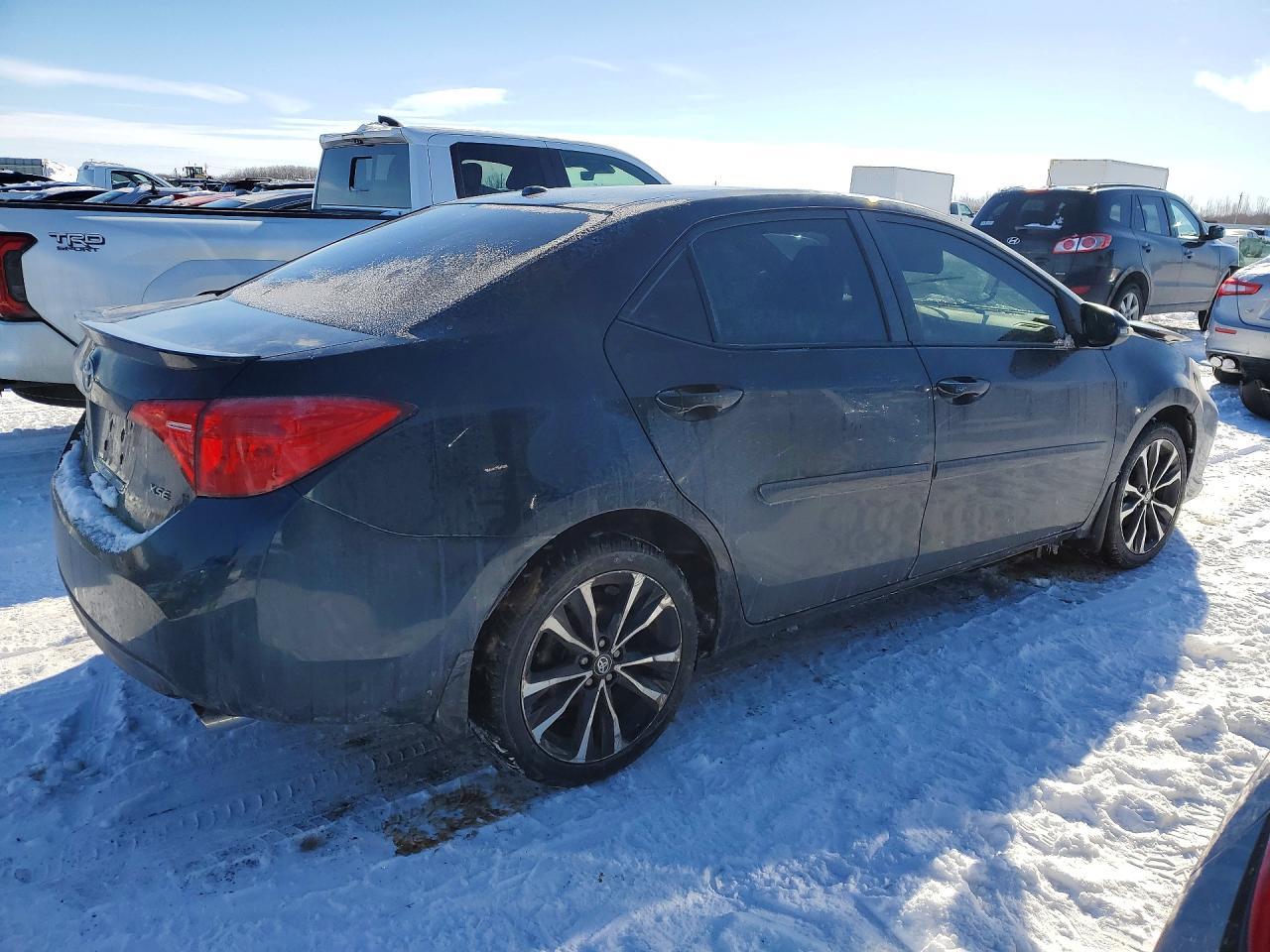 2018 Toyota Corolla L - Фото 3