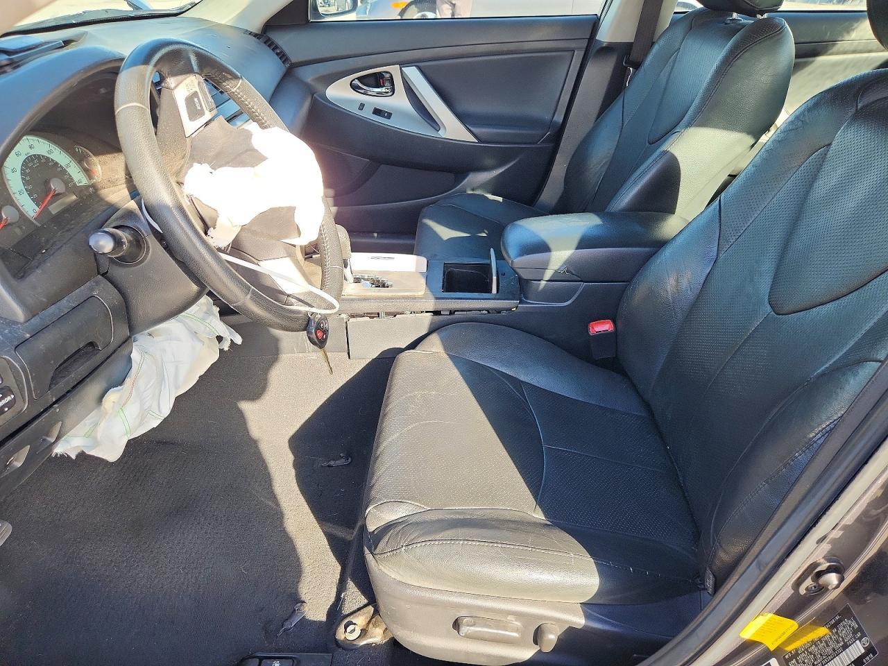 2011 Toyota Camry Se - Фото 7