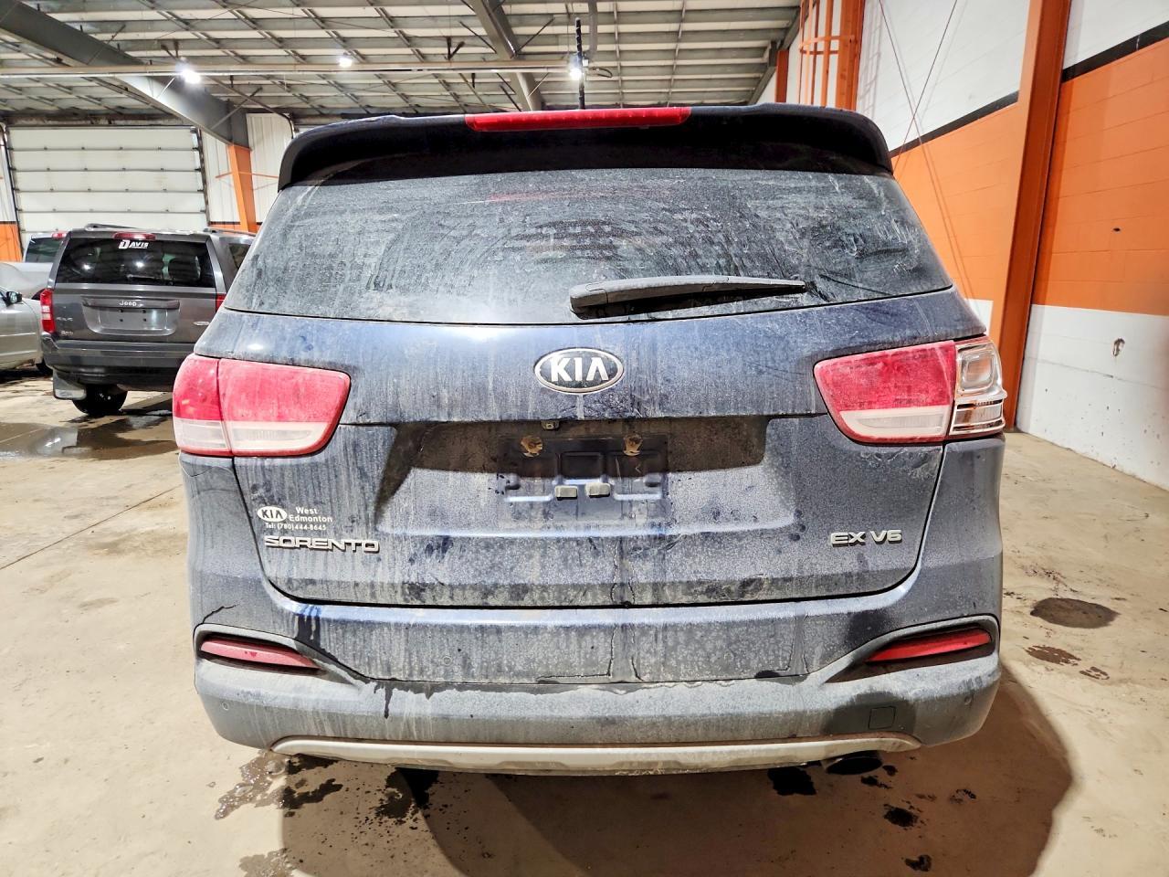 2016 Kia Sorento Ex - Image 6