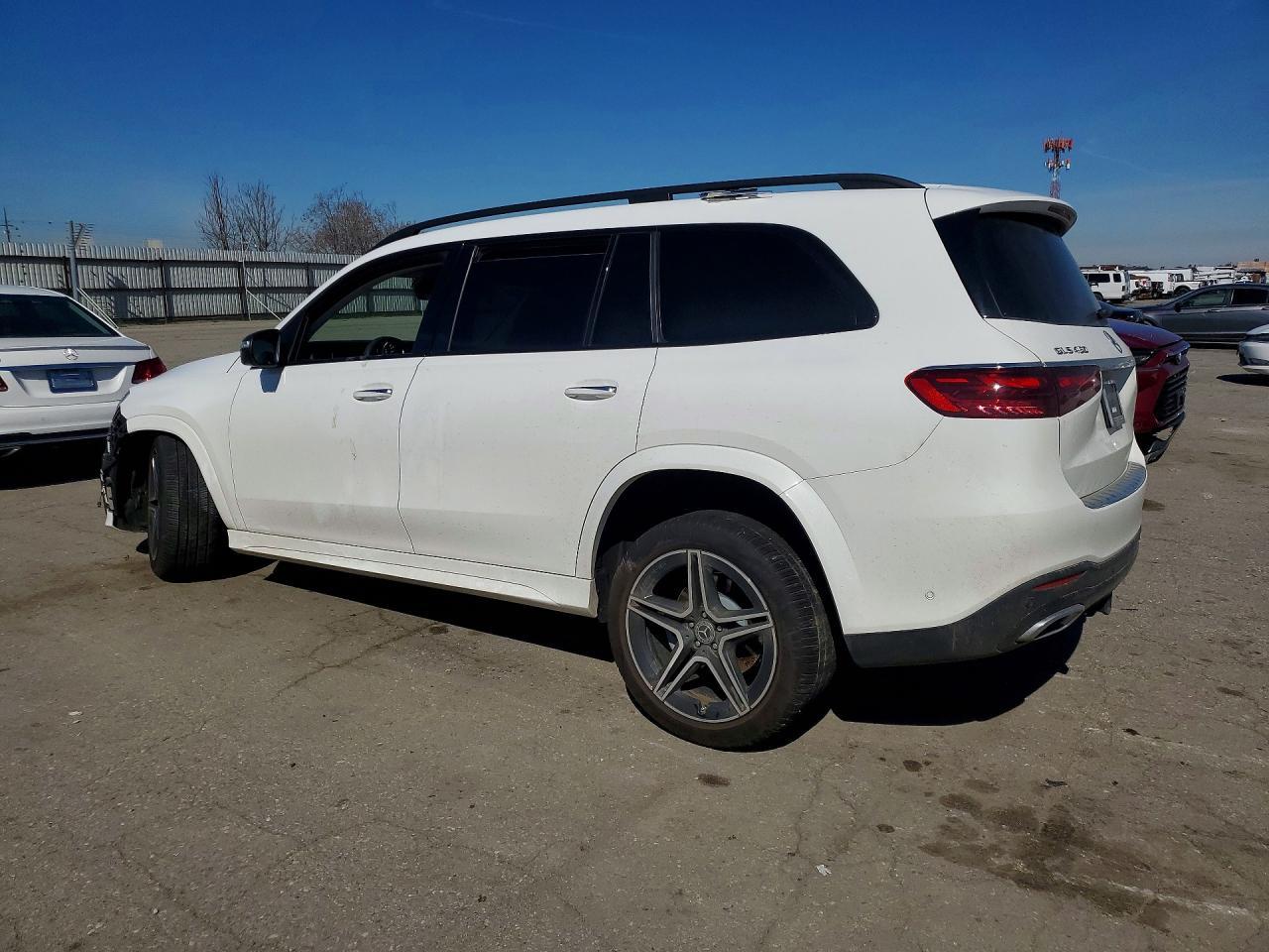 2024 Mercedes-Benz Gls 450 4Matic - Фото 2