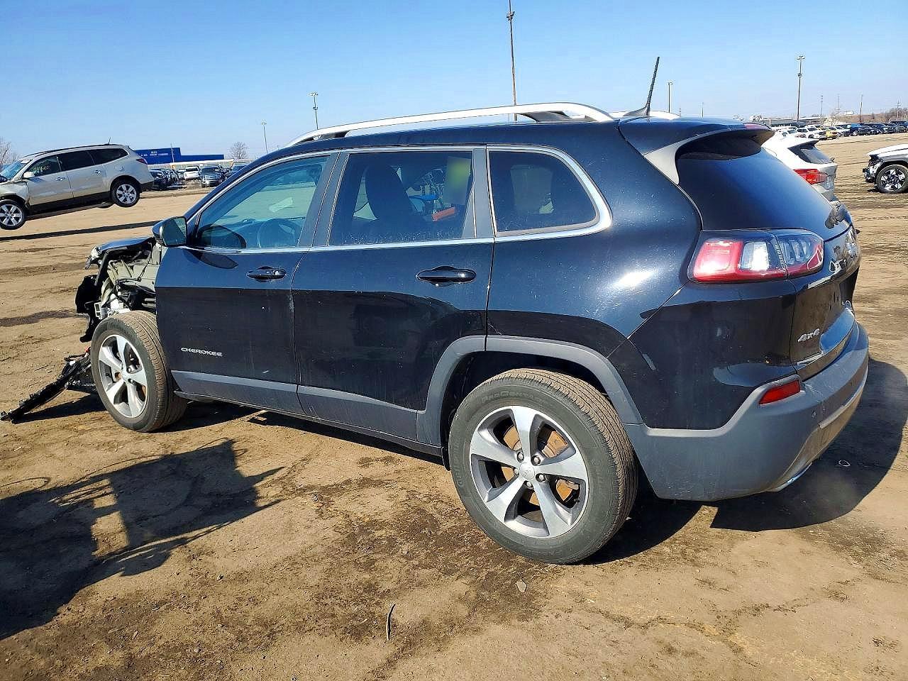 2020 Jeep Cherokee Limited - Image 2