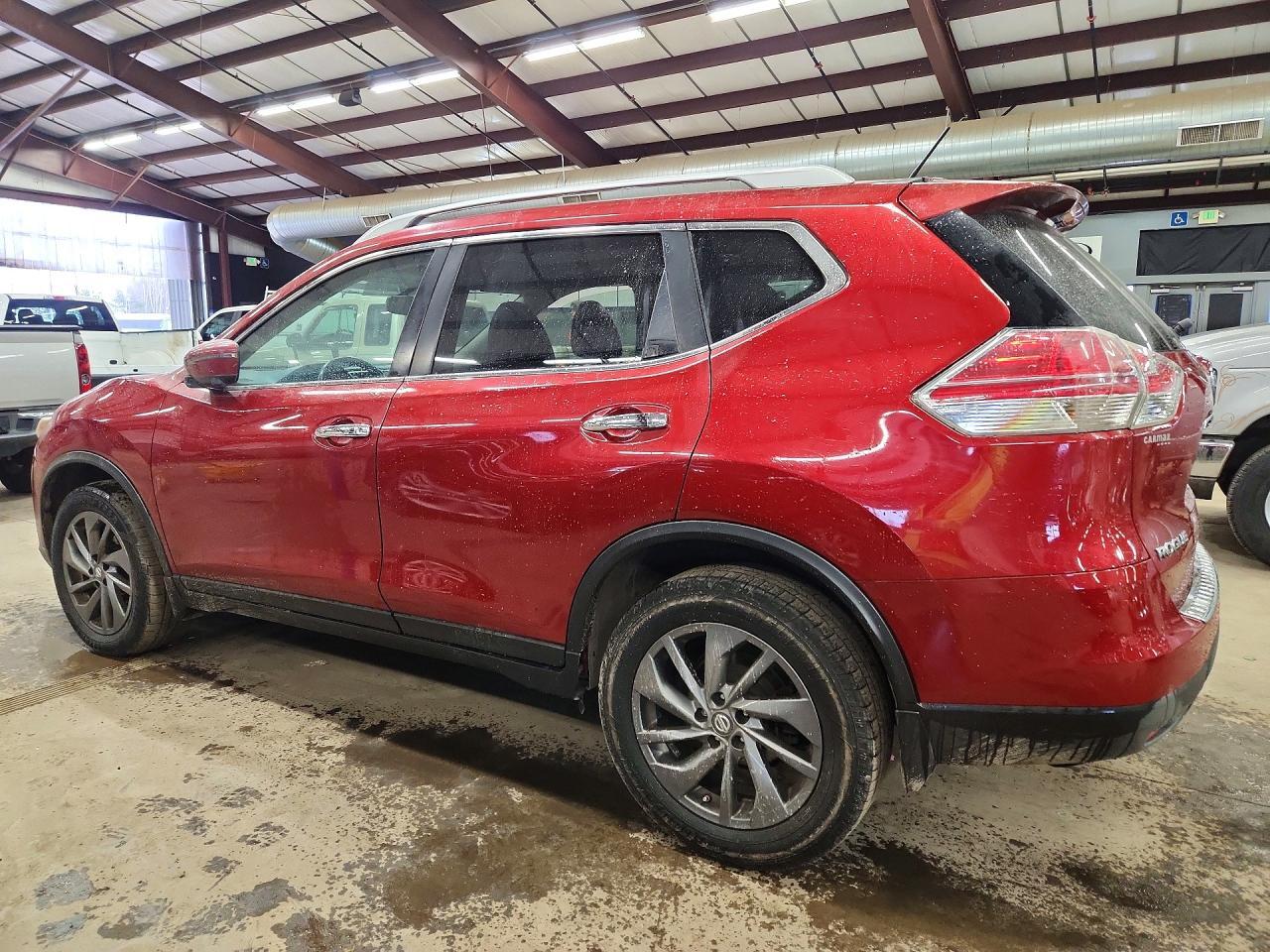 2016 Nissan Rogue S - Фото 2