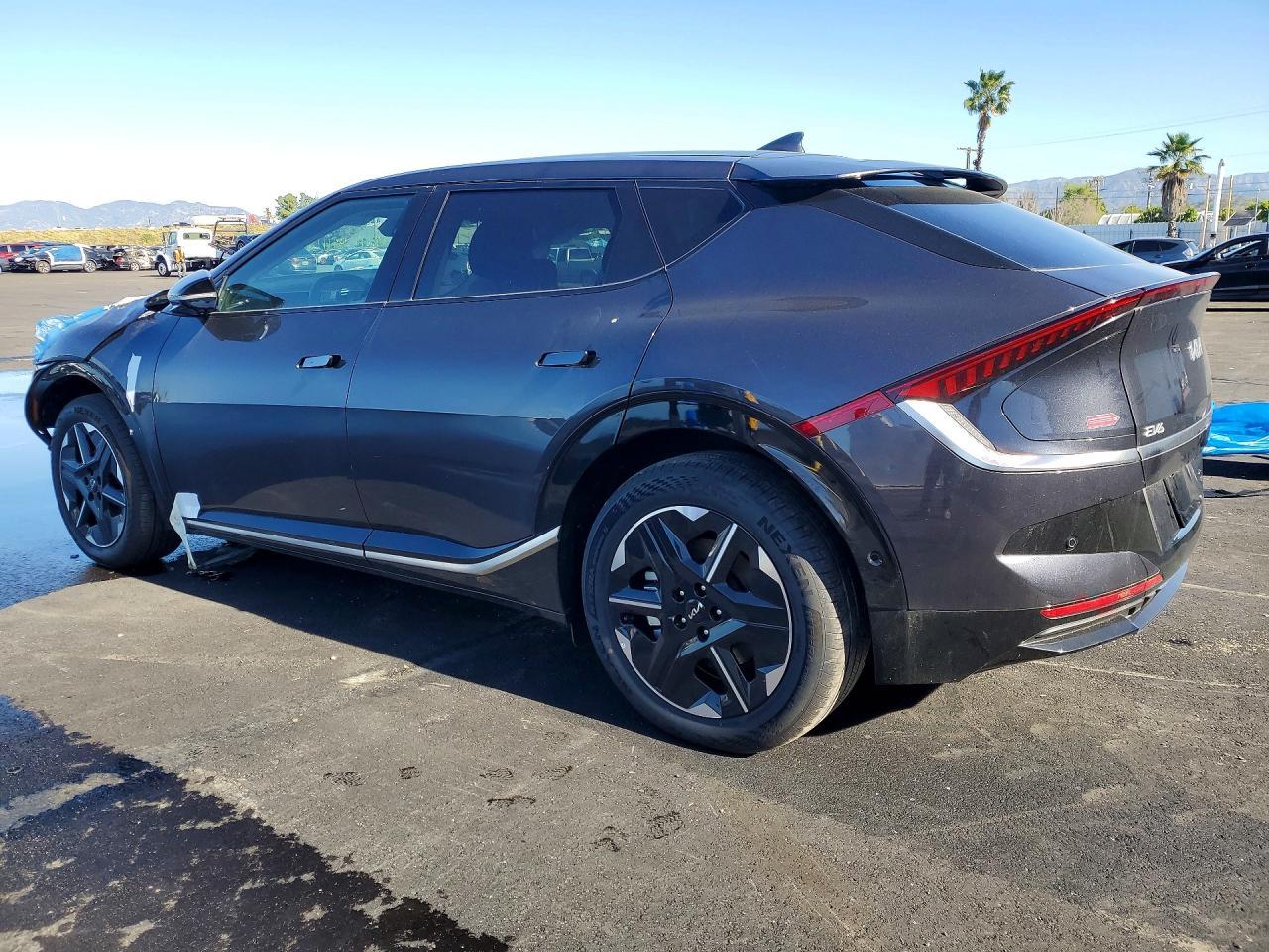 2025 Kia Ev6 Light - Фото 2