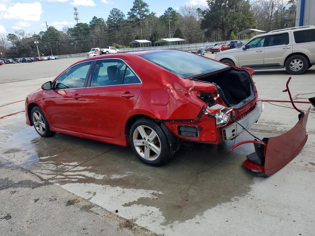 2014 Toyota Camry Se - Фото 2