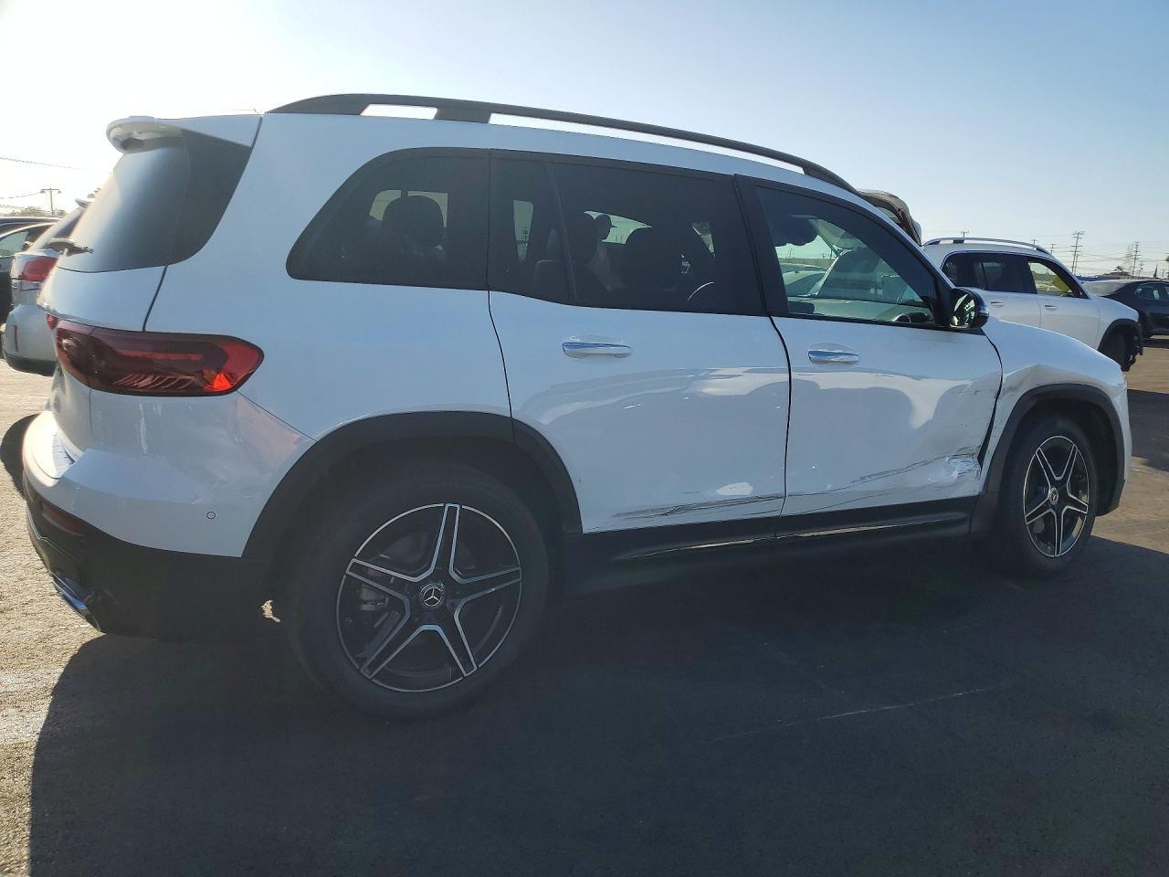 2024 Mercedes-Benz Glb 250 - Фото 3