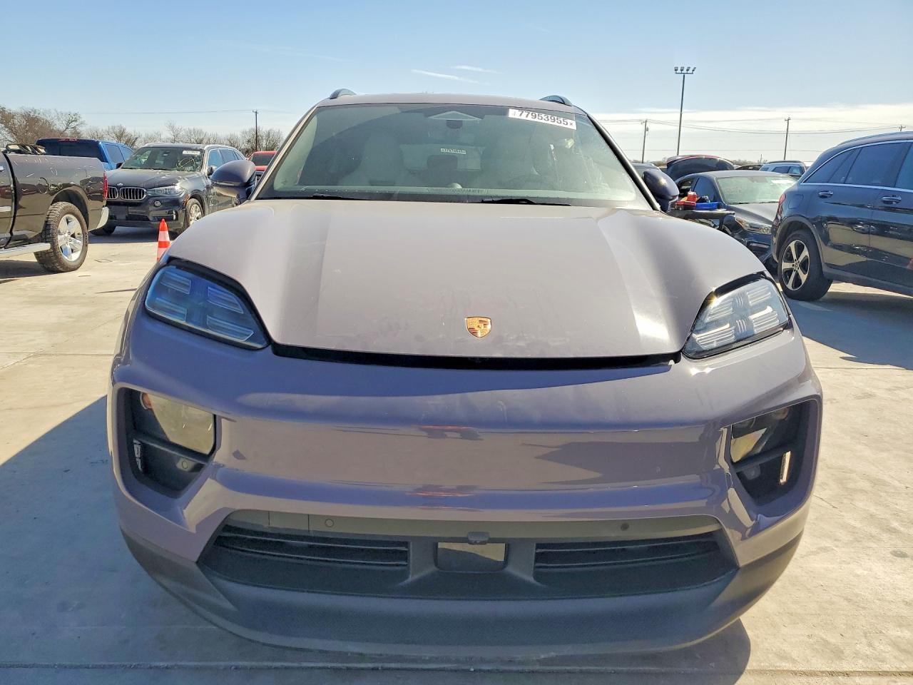 2025 Porsche Macan 4S - Image 5
