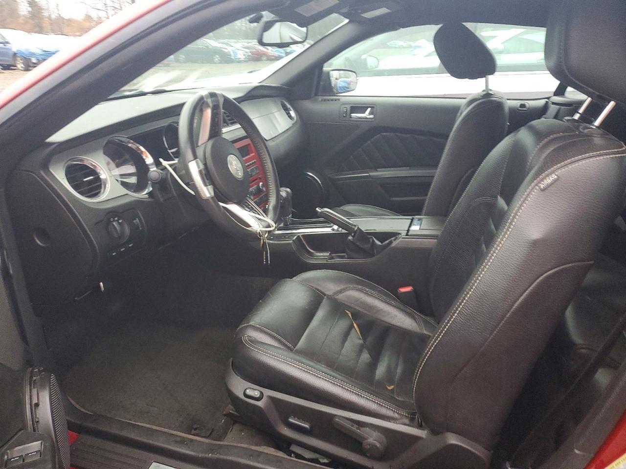 2010 Ford Mustang - Image 7