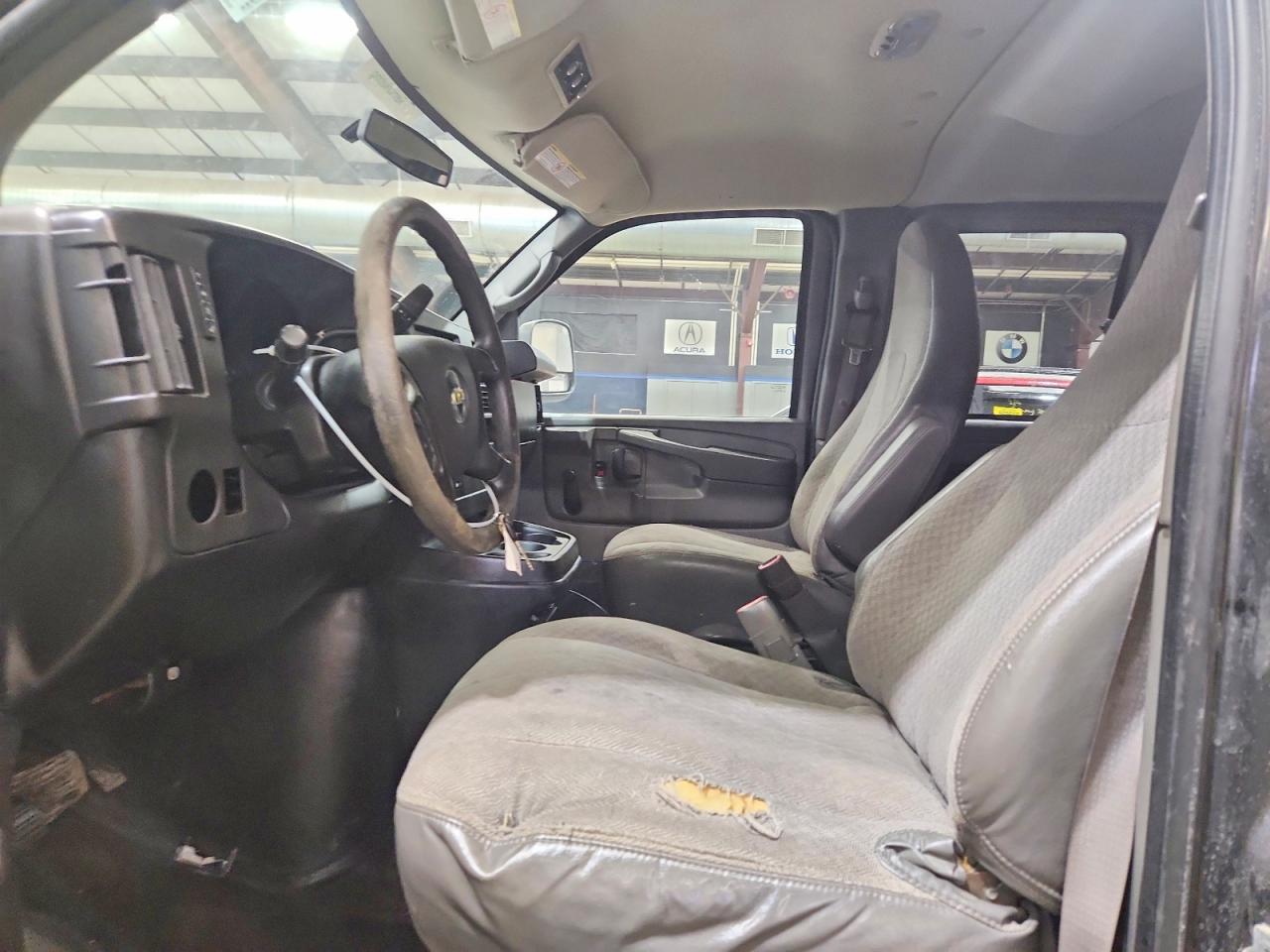 2013 Chevrolet Express G2500 Ls - Фото 7