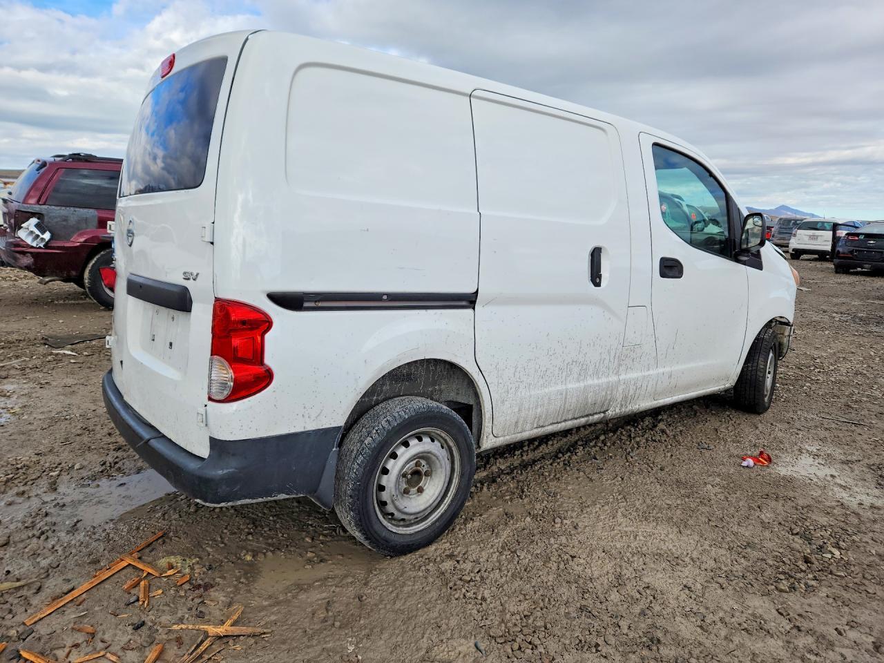2015 Nissan Nv200 2.5S - Фото 3