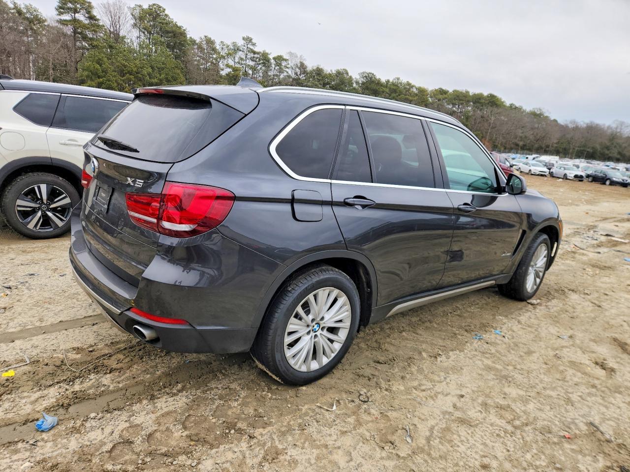 2017 BMW X5 xDrive35I - Фото 3