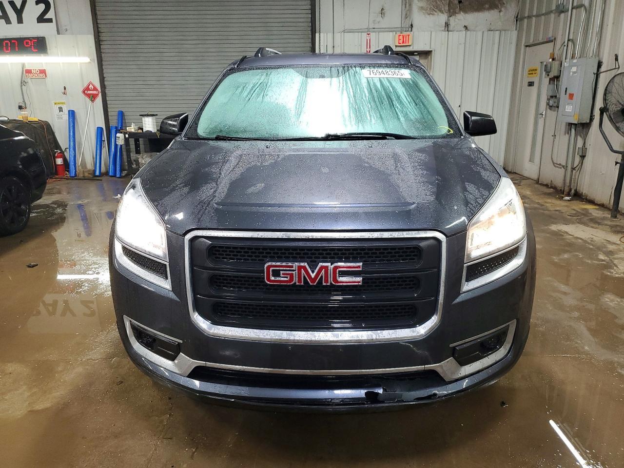 2014 GMC Acadia Sle - Image 5