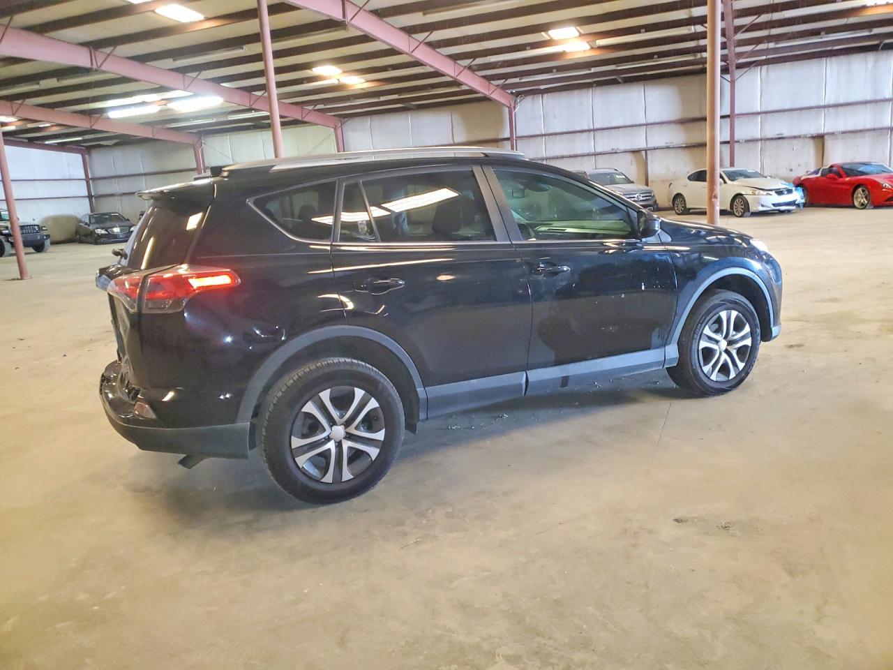 2018 Toyota Rav4 Le - Фото 3