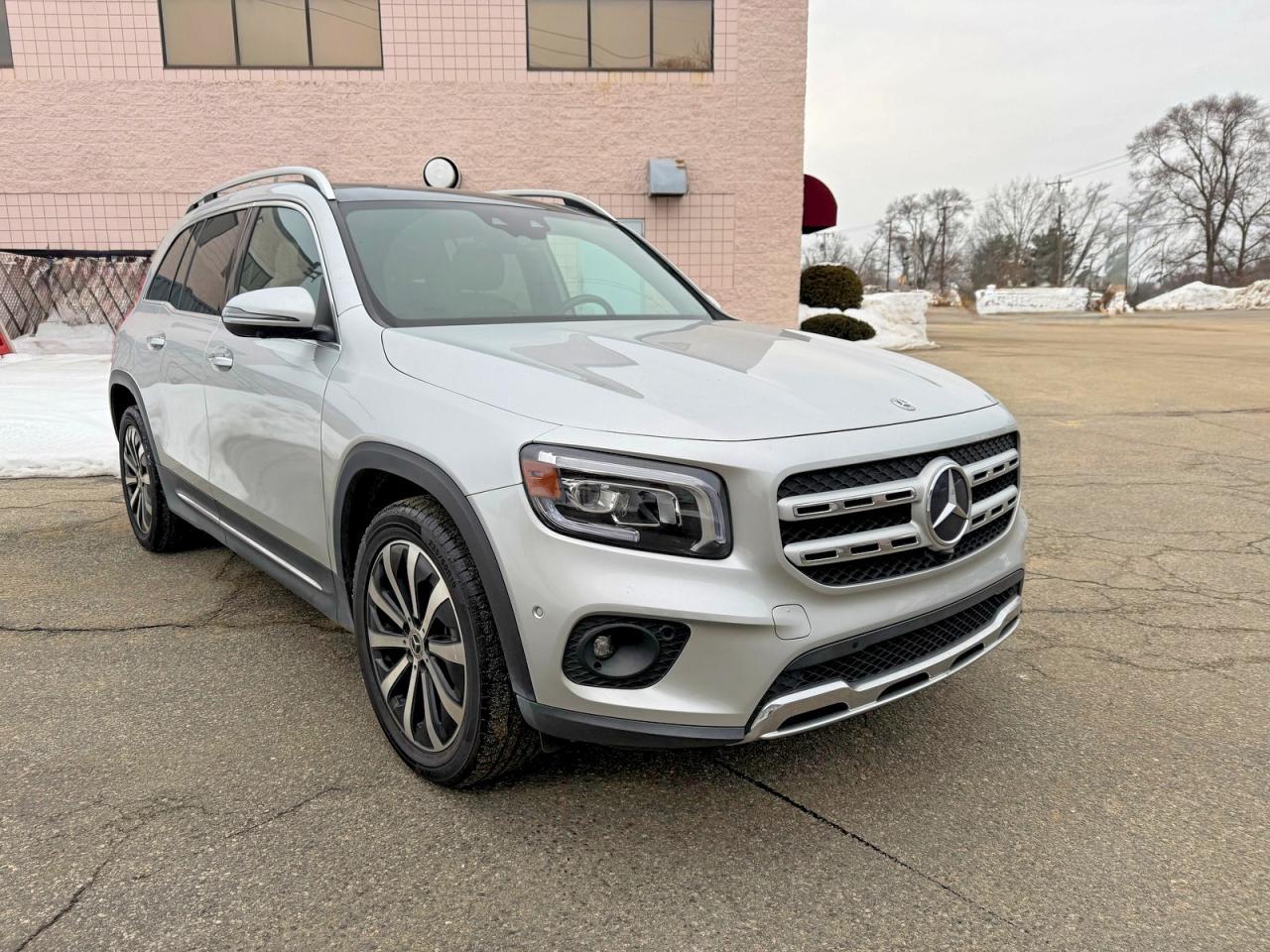 2022 Mercedes-Benz Glb 250 - Фото 2