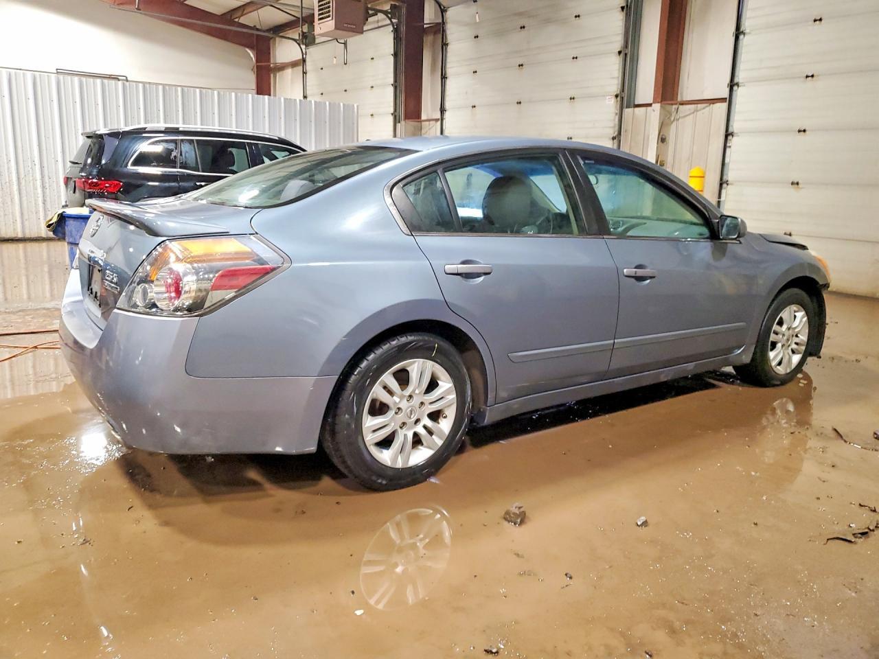2011 Nissan Altima 2.5 - Фото 3