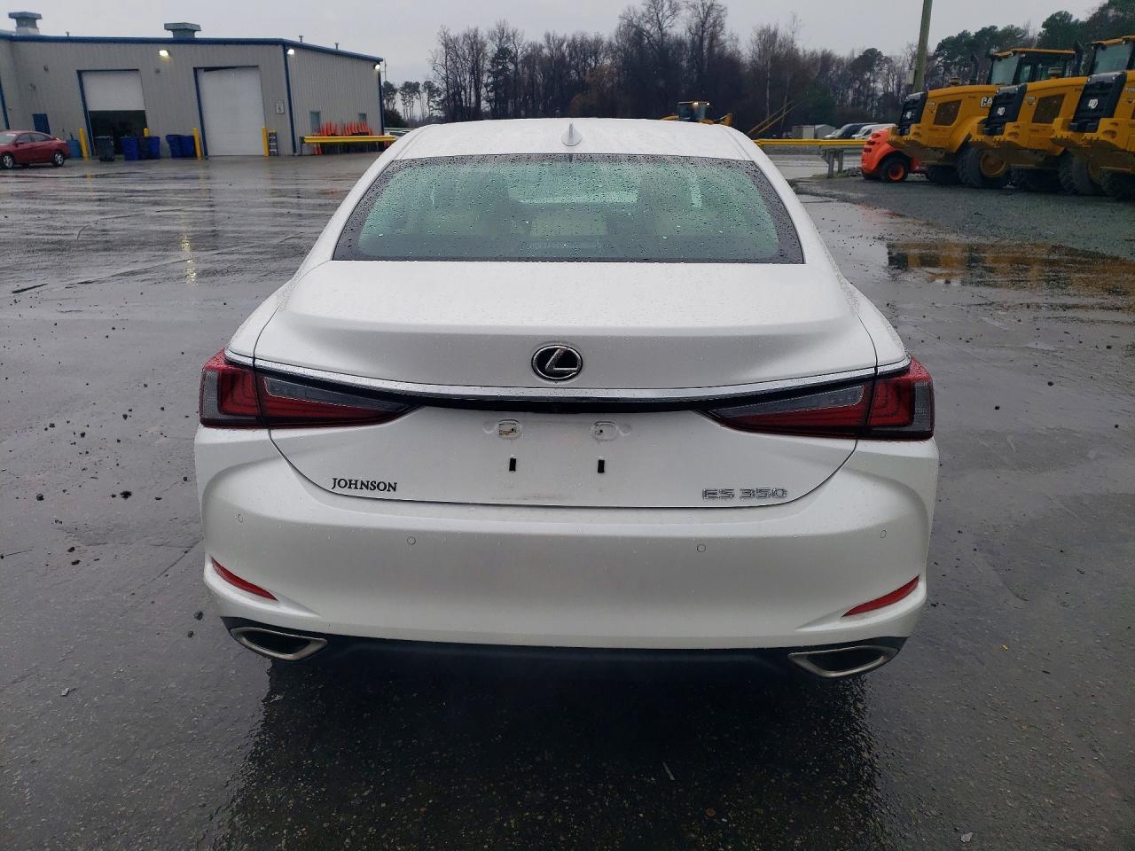 2025 Lexus Es 350 Base - Image 6
