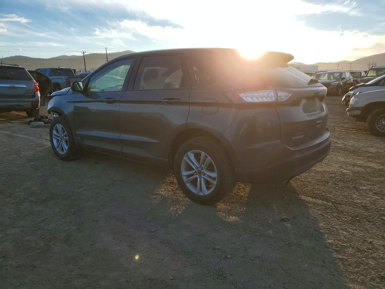 2017 Ford Edge Se - Фото 2