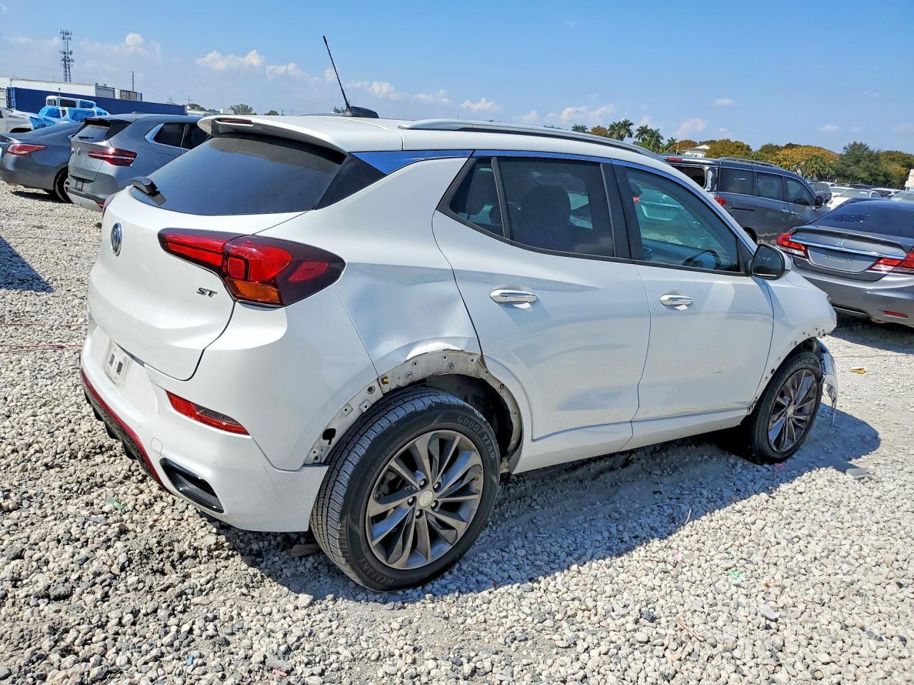 2020 Buick Encore Gx Select - Image 3