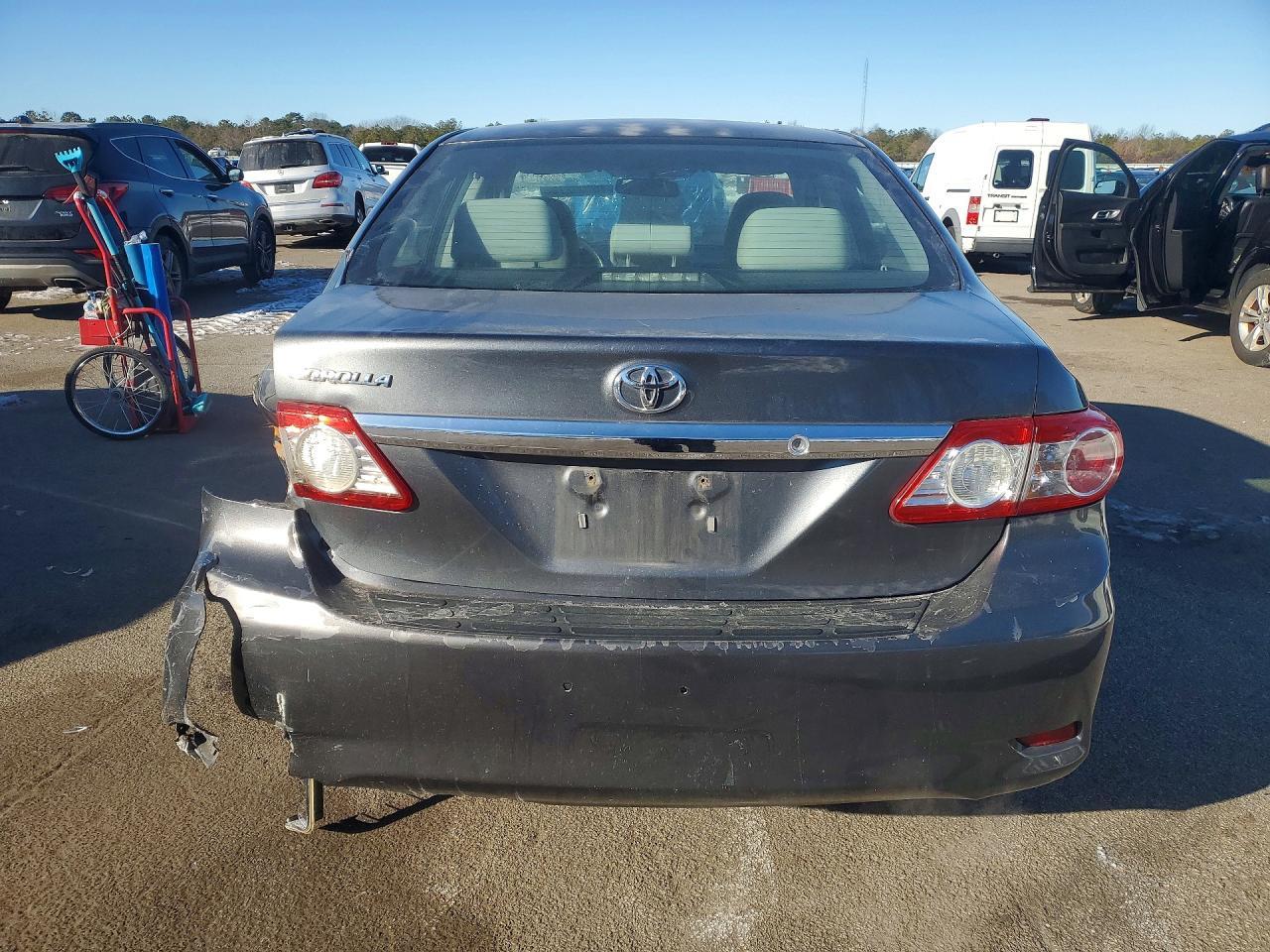2012 Toyota Corolla - Фото 6