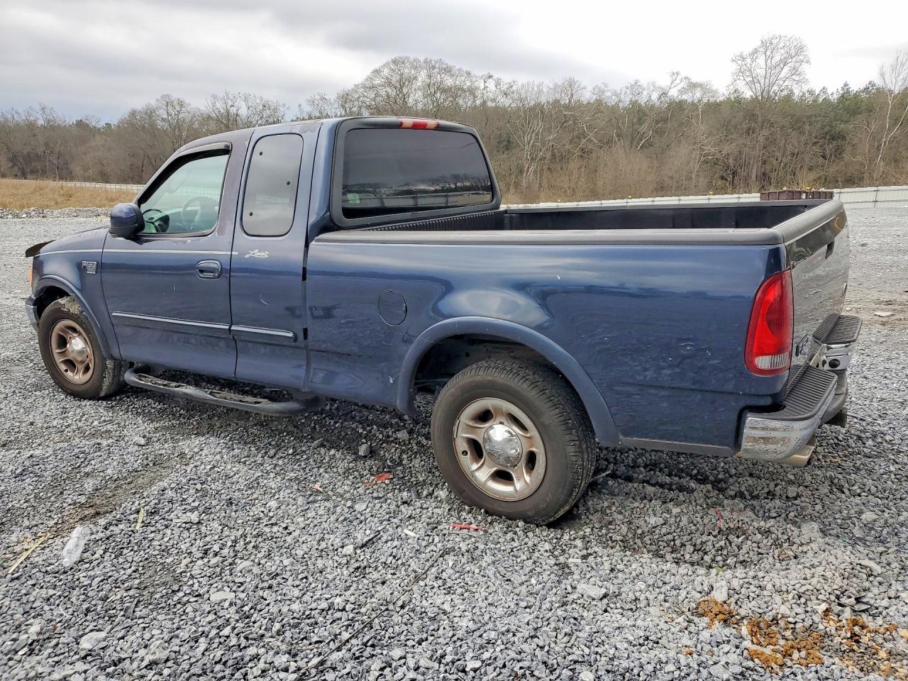 2002 Ford F150 - Image 2