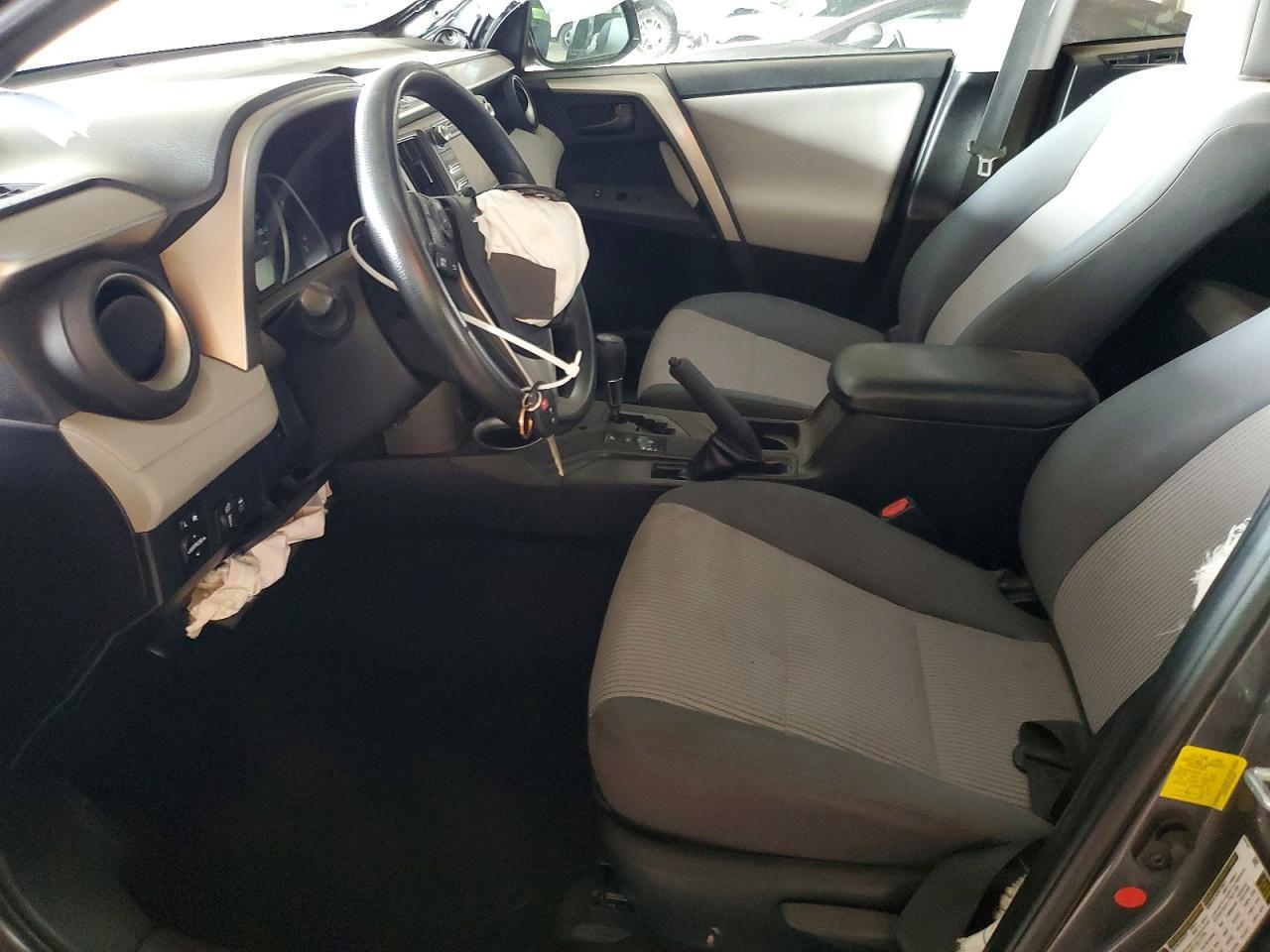 2015 Toyota Rav4 Le - Image 7