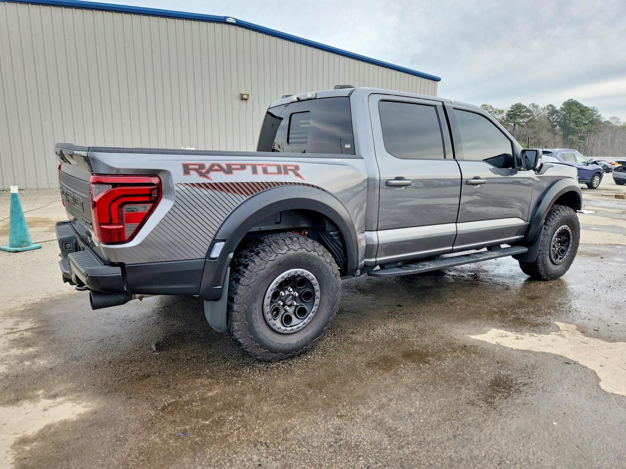 2024 Ford F150 Raptor - Фото 3