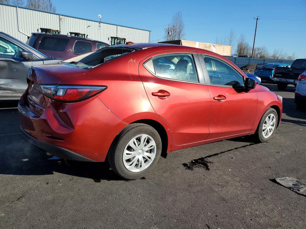 2019 Toyota Yaris L - Фото 3