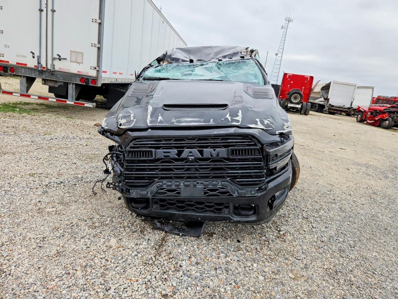 2025 Ram 3500 Laramie - Фото 5