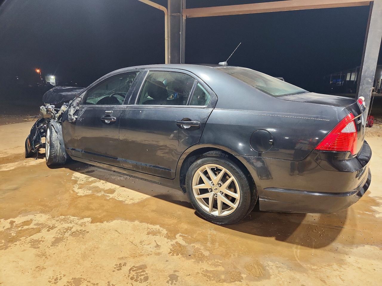 2011 Ford Fusion Sel - Image 2