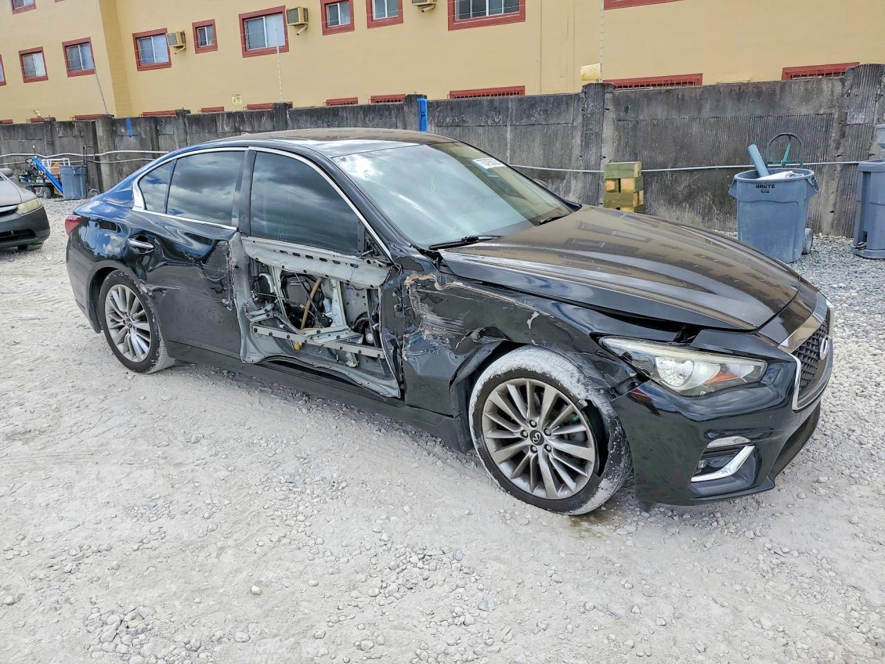 2019 Infiniti Q50 3.0T Luxe - Image 4