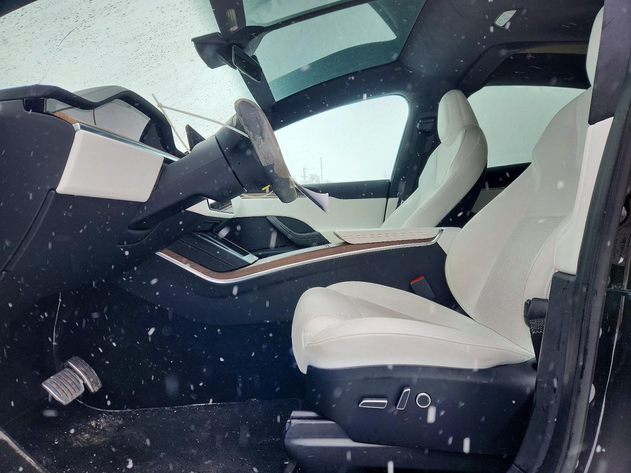 2023 Tesla Model X - Фото 7