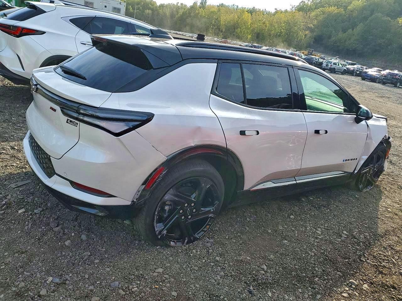 2025 Chevrolet Equinox Rs - Image 3