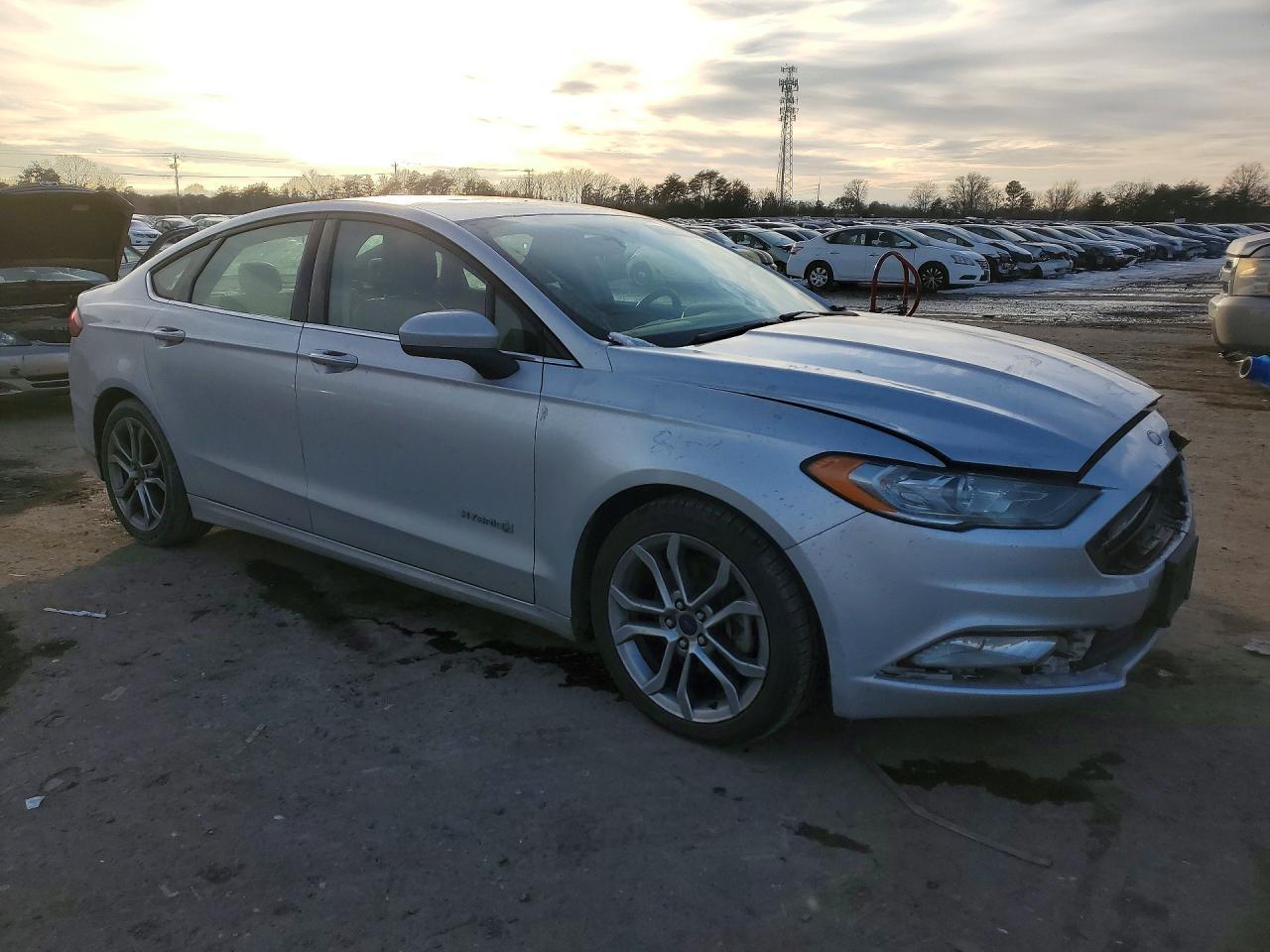 2017 Ford Fusion Se Hybrid - Фото 4