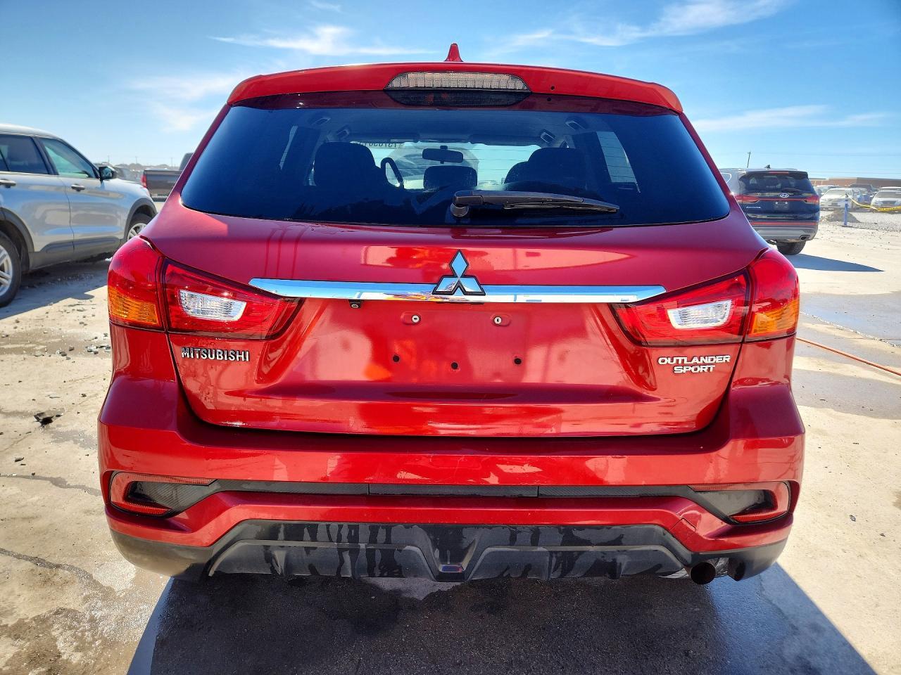 2019 Mitsubishi Outlander Sport Es - Image 6
