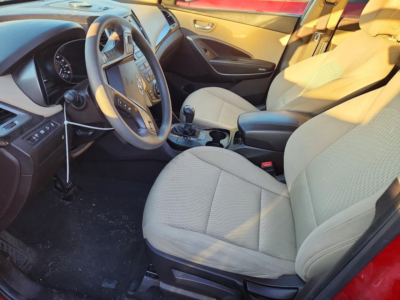 2017 Hyundai Santa Fe Sport 2.4L - Image 7