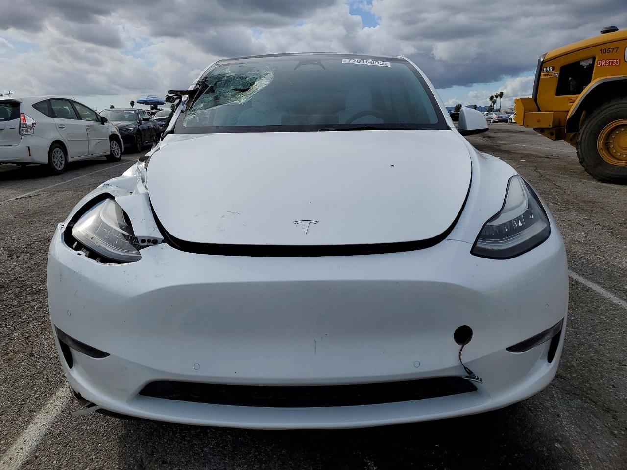 2021 Tesla Model Y - Фото 5