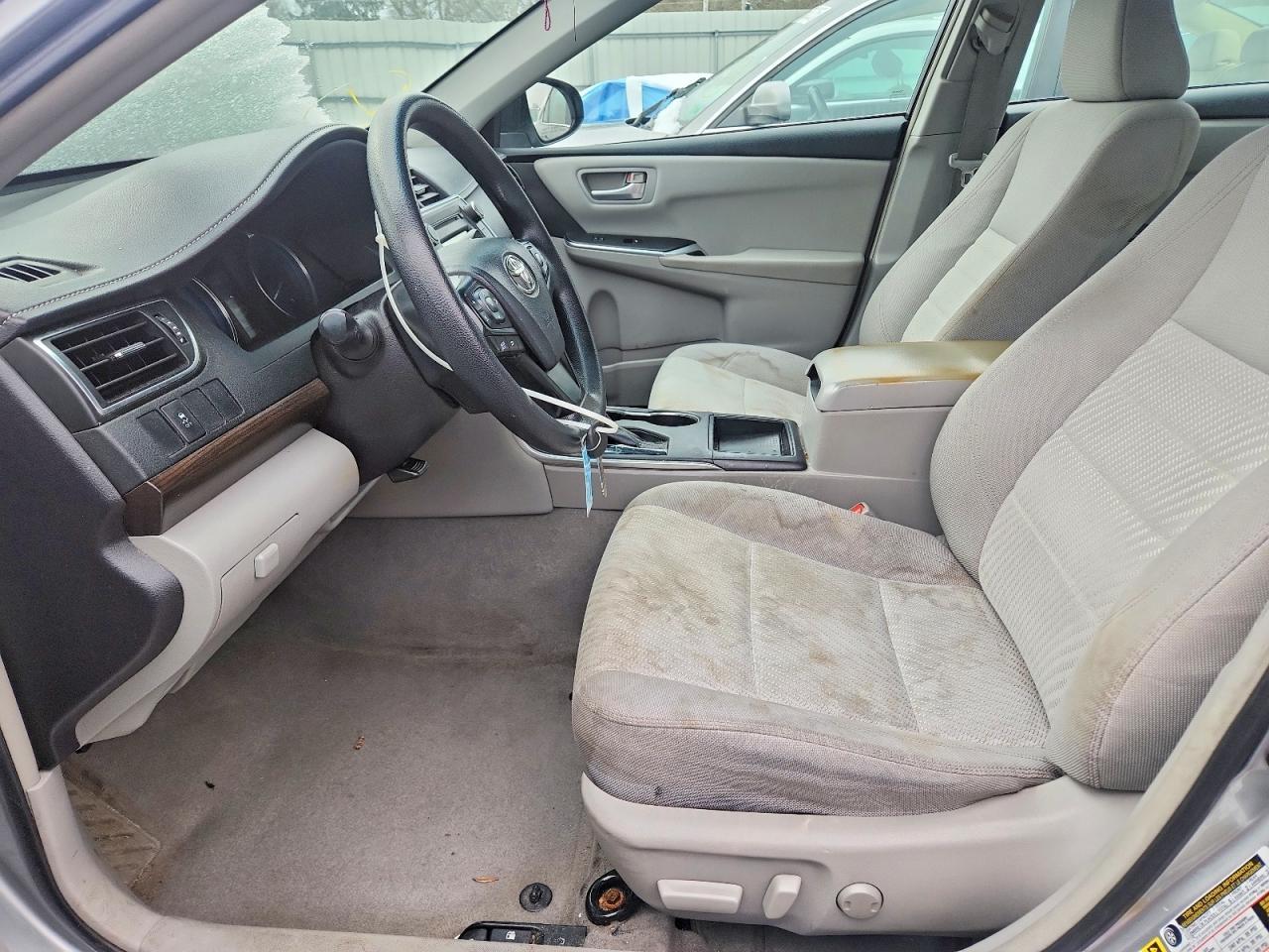 2016 Toyota Camry Le - Фото 7