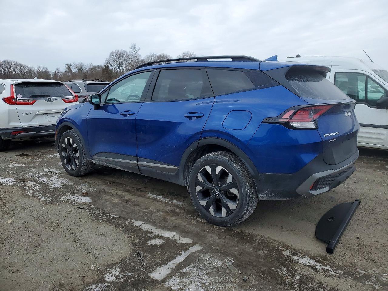 2023 Kia Sportage X Line - Image 2