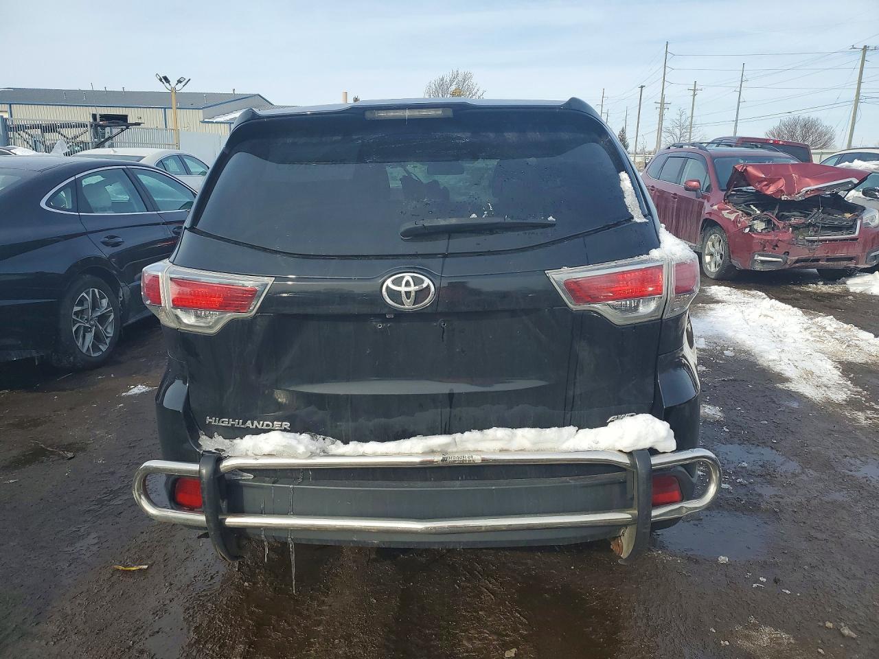2016 Toyota Highlander Le - Фото 6