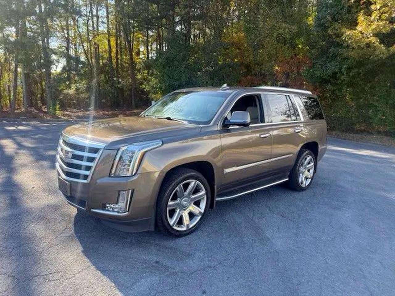 2016 Cadillac Escalade Luxury - Фото 2