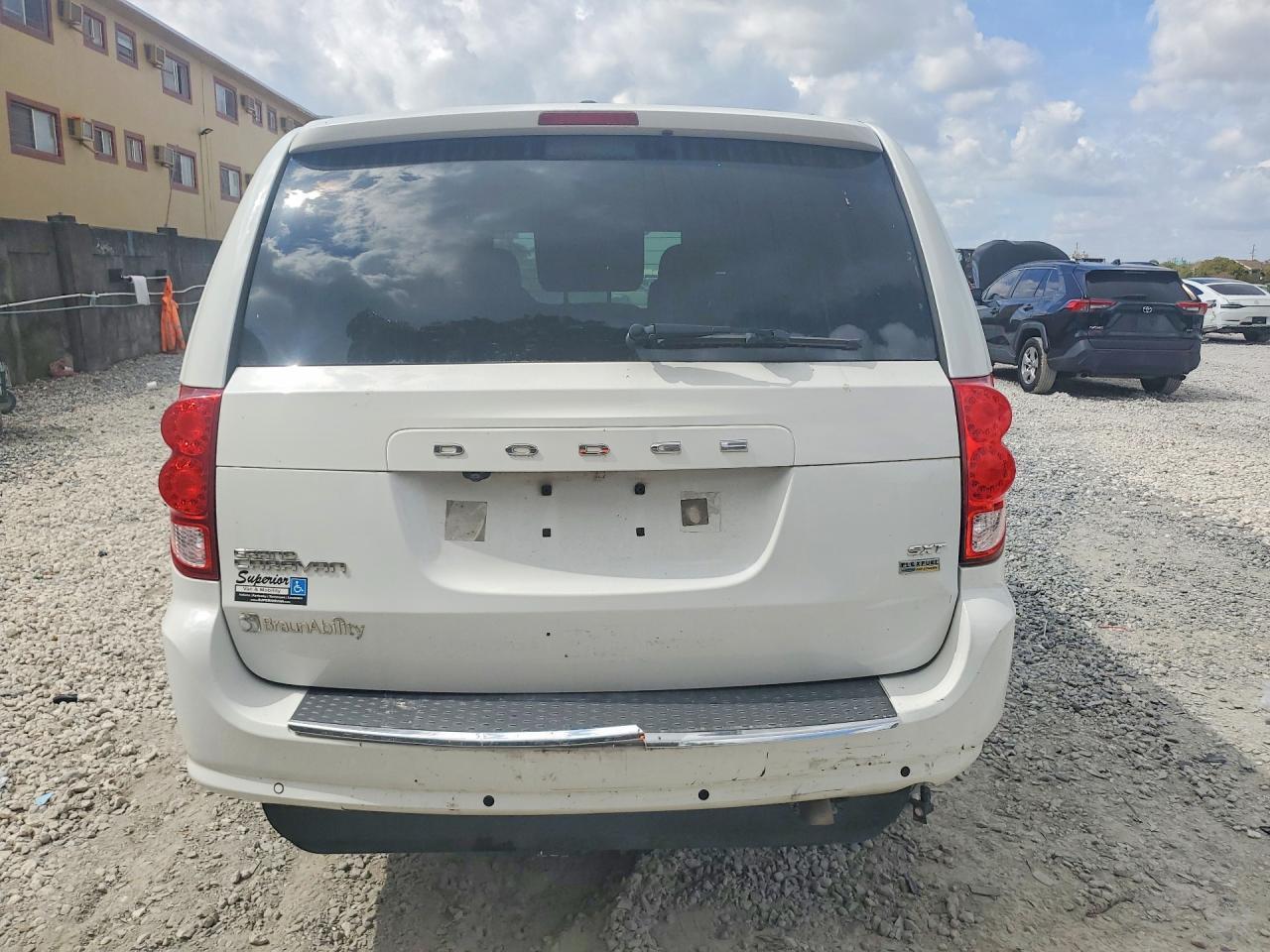 2017 Dodge Grand Caravan Sxt - Image 6