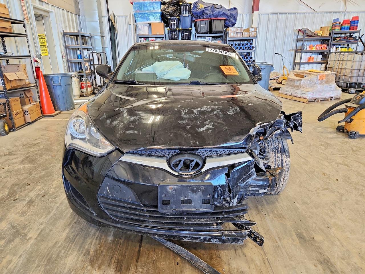 2016 Hyundai Veloster Base - Фото 5