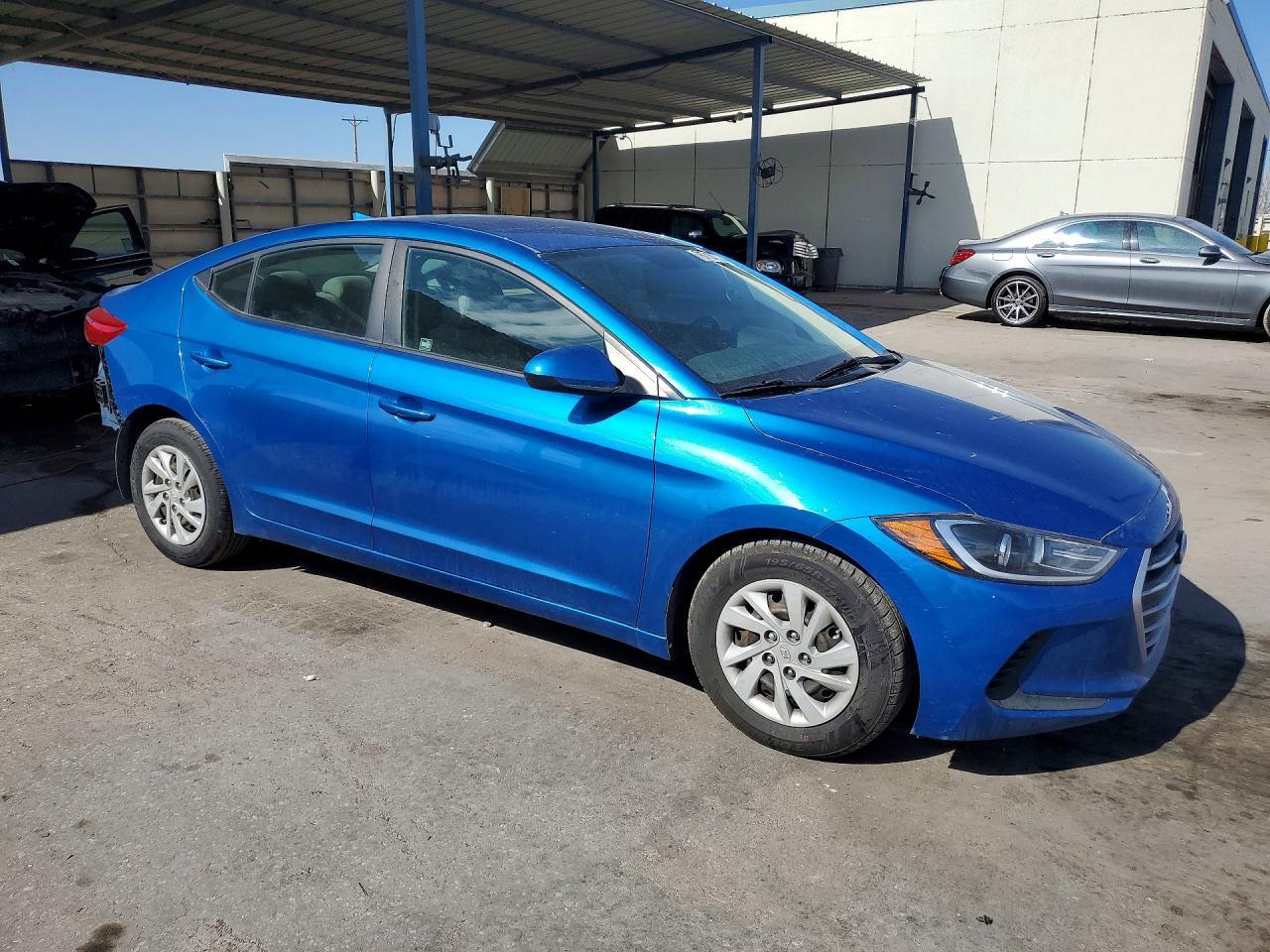 2018 Hyundai Elantra Se - Фото 4