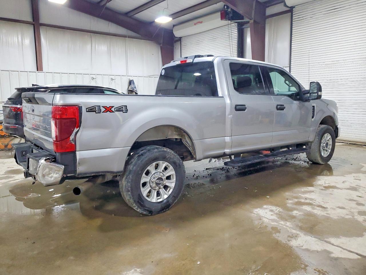 2020 Ford F250 Super Duty - Фото 3