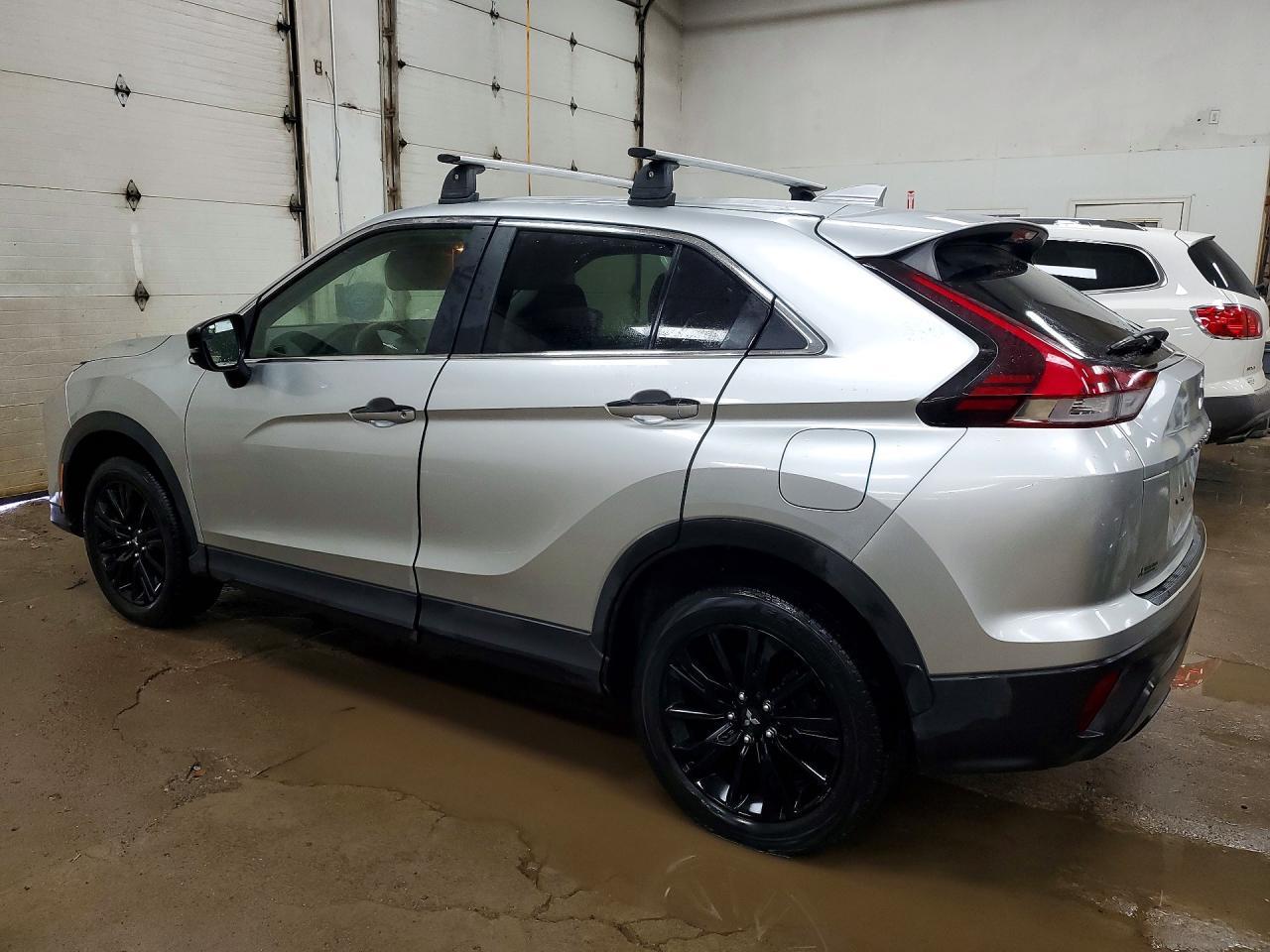2023 Mitsubishi Eclipse Cross Le - Фото 2