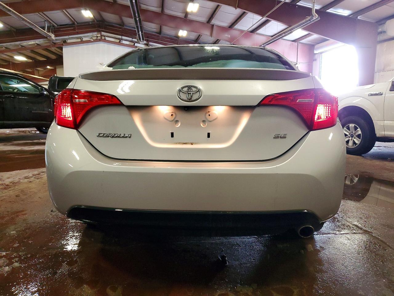 2017 Toyota Corolla L - Фото 6